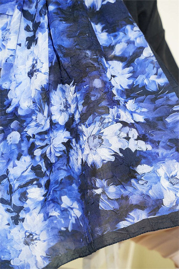 Daisy Patterned Bamboo Crash Scarf, Navy Blue