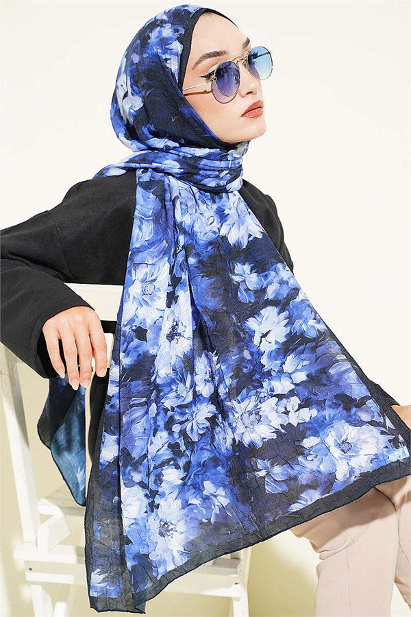 Daisy Patterned Bamboo Crash Scarf, Navy Blue