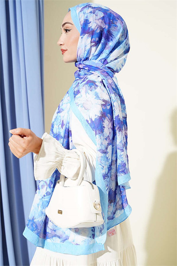 Daisy Patterned Bamboo Crash Scarf, Blue