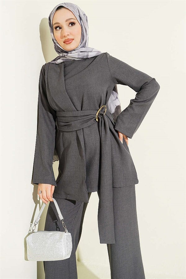 Detailed 2 Piece Set with Gold Buckle, Smoke Gray