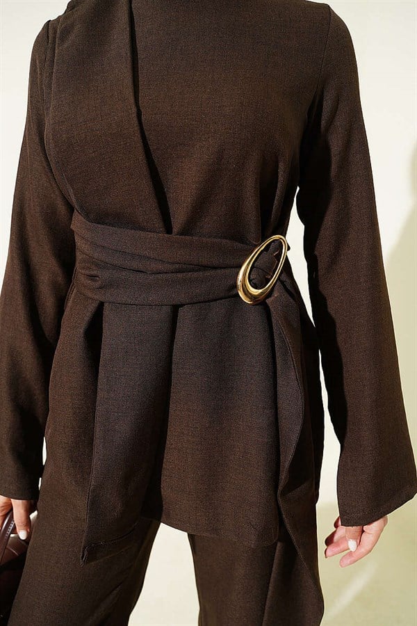 Detailed 2 Piece Set with Gold Buckle, Chestnut Color