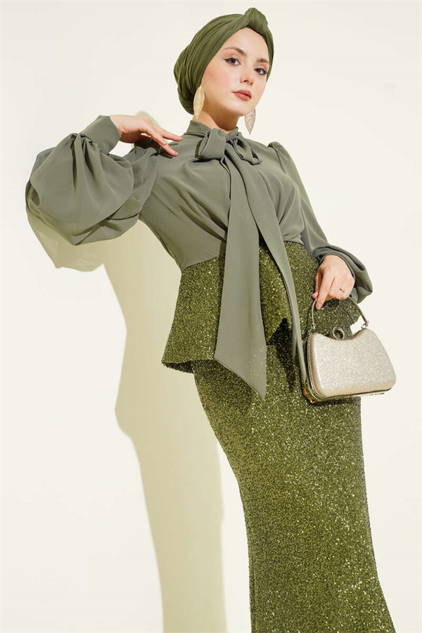 Sparkling Sequin Detail Evening Dress 2 Piece Set in Sage Green