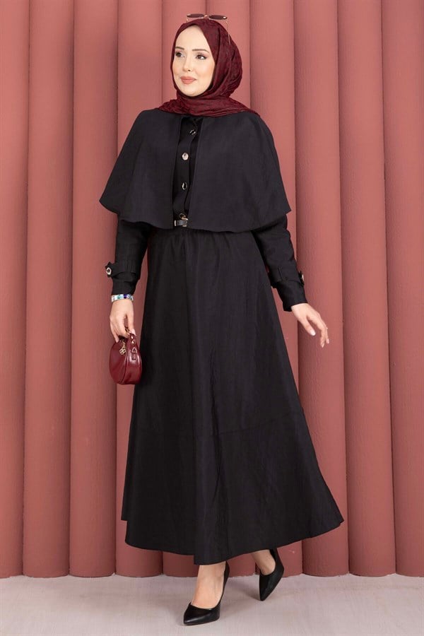 2 Piece Set with cape and epaulette detail, black.