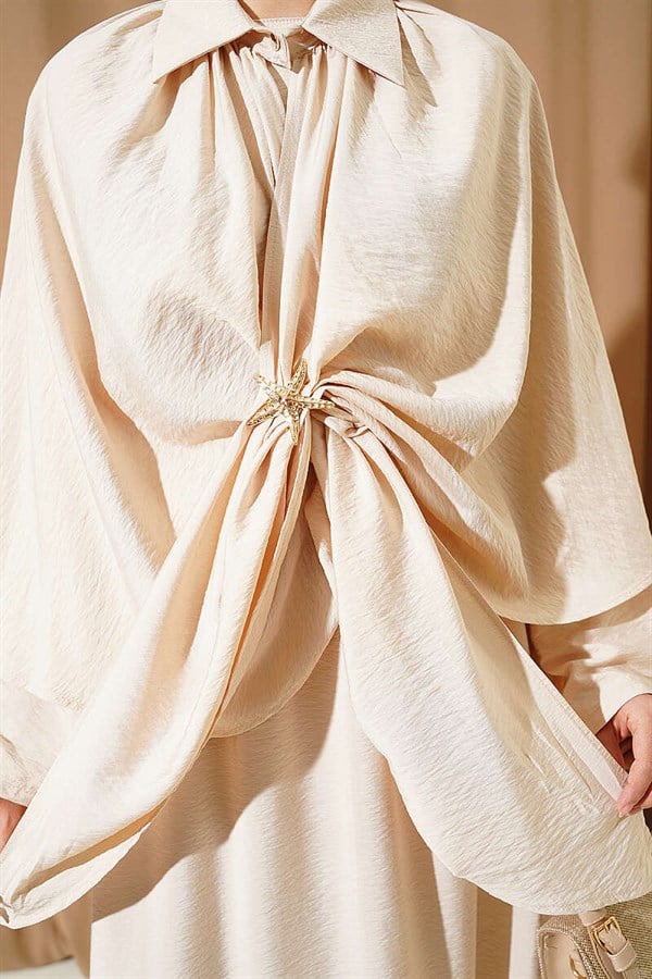3 Piece Set Set with Cape and Skirt, Beige