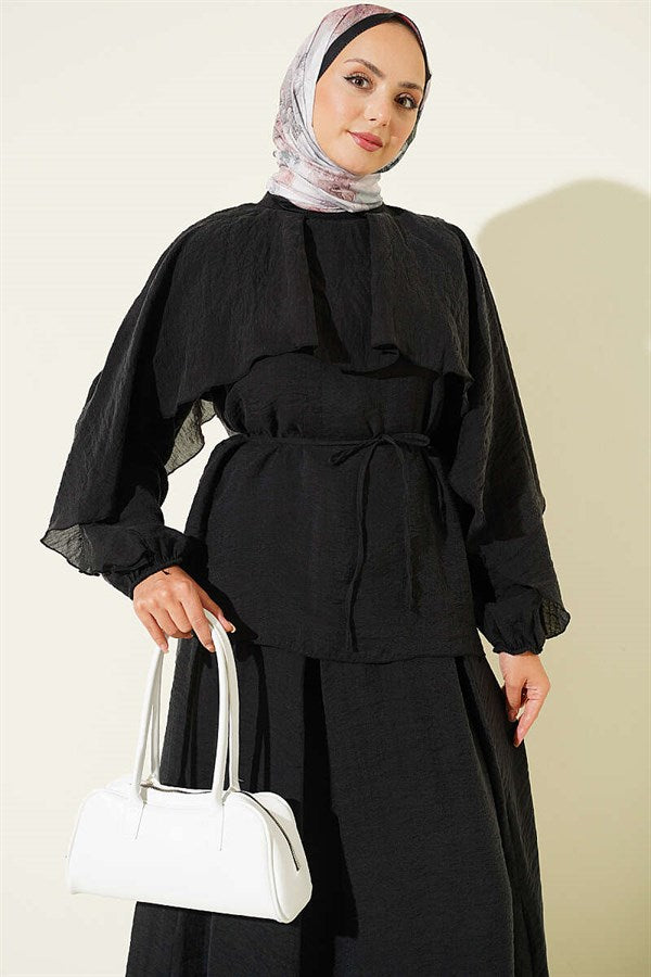 2 Piece Set with cape and loose skirt, black.