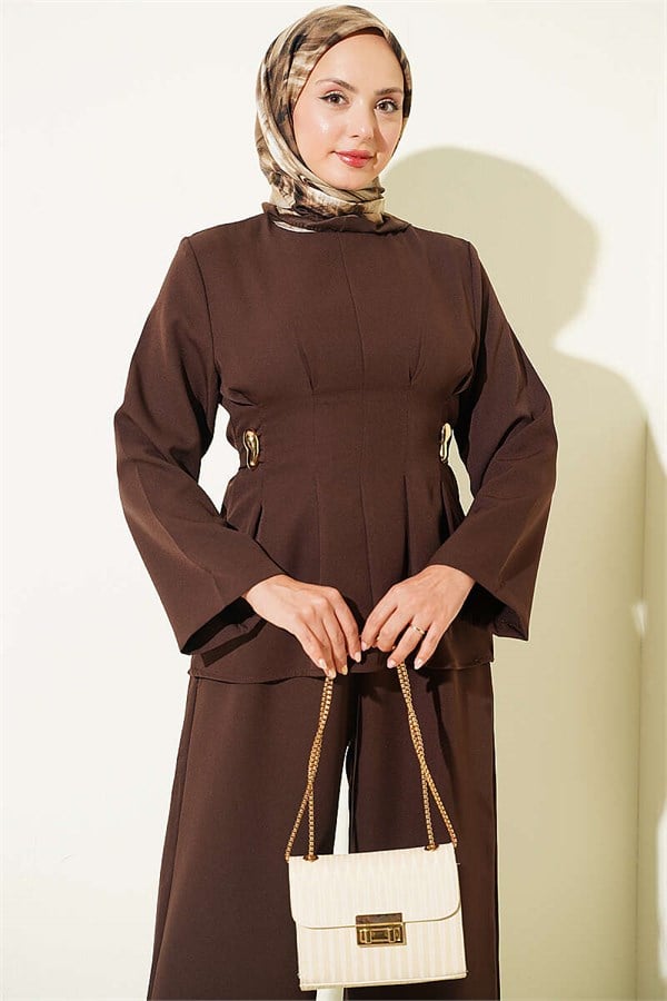 Pens Detailed 2 Piece Set in Coffee with Gold Buckle