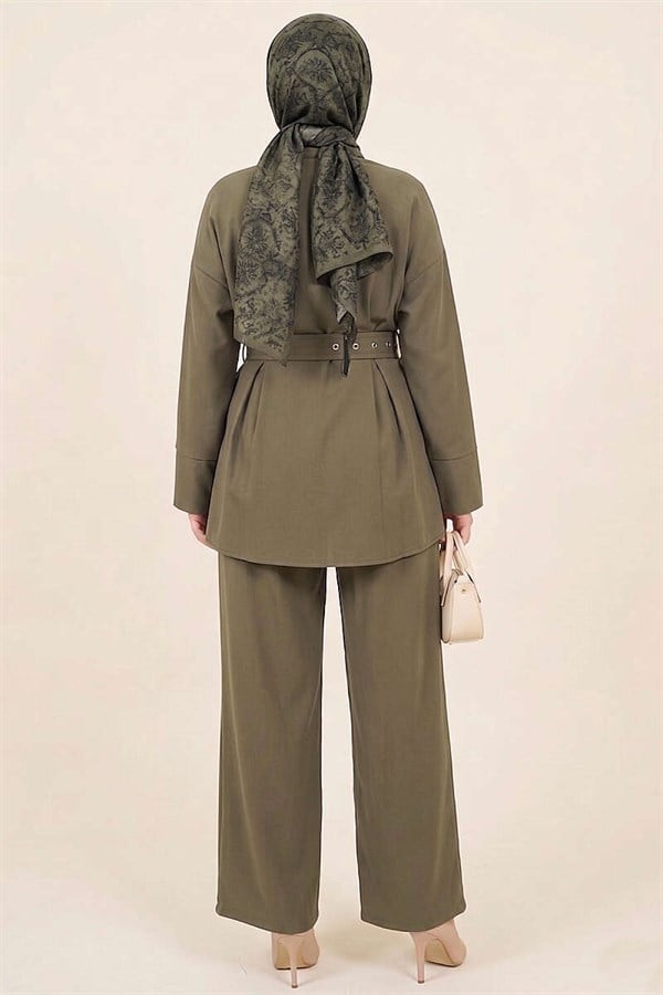 Pens Detailed 2 Piece Set in Khaki