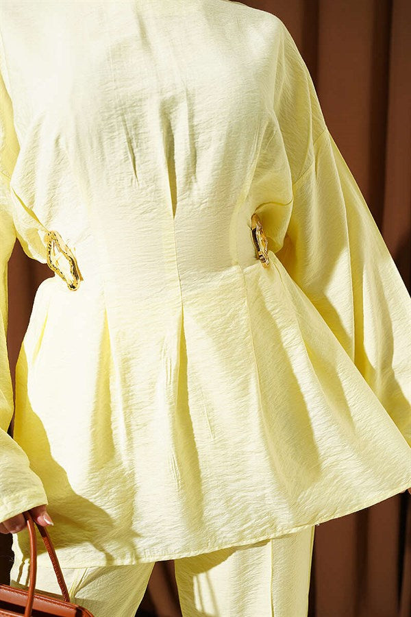 Pens Detailed Buckle 2 Piece Set with Side Belt, Yellow
