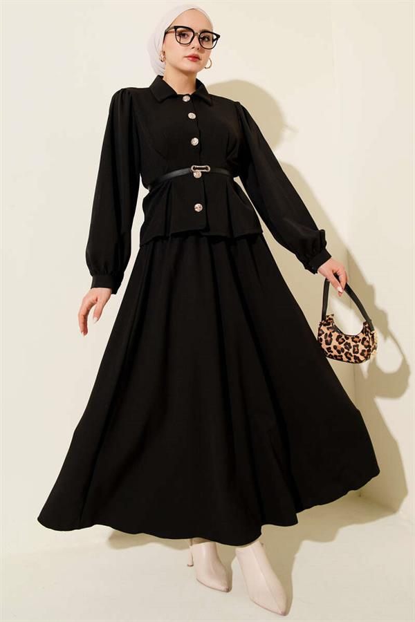 2 Piece Set with darted belt and skirt, black.