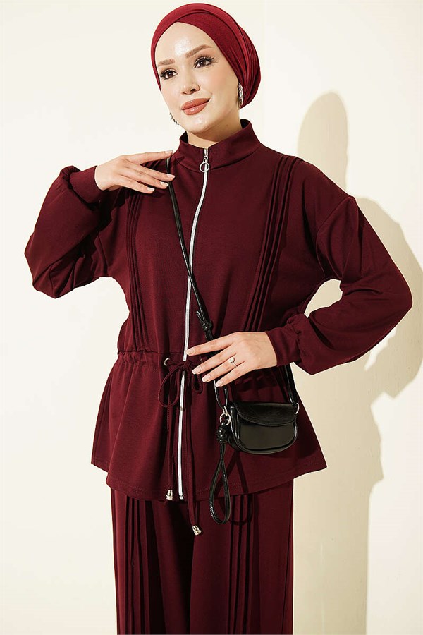 Pleated Loysa 2 Piece Set in Burgundy