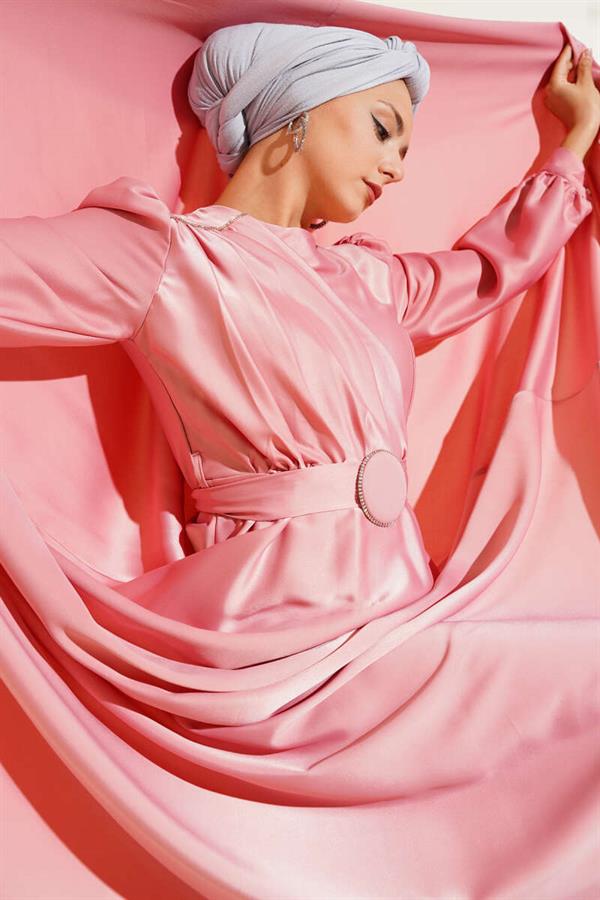 Pleated Collar Stone Detailed Satin Evening Dress Powder