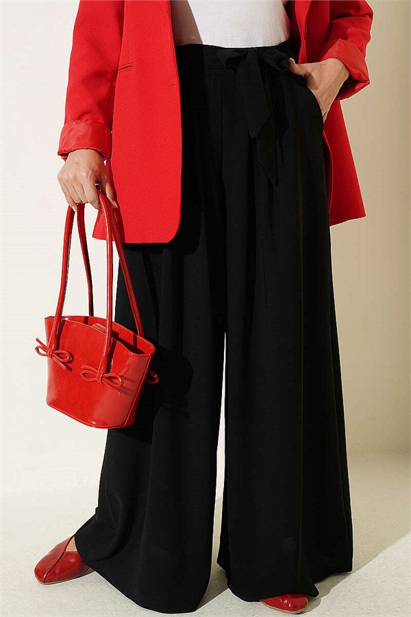 Pleated Detail Wide Leg Fabric Trousers Black