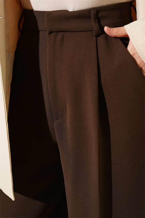 Pleated Wide Leg Fabric Trousers, Brown