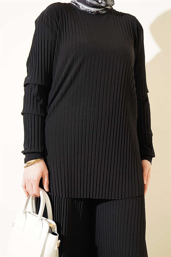 Pleated Sandy 2 Piece Set, Black