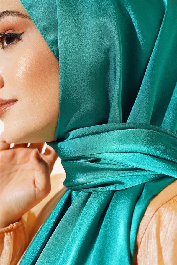 Diamond Evening Shawl Benetton
