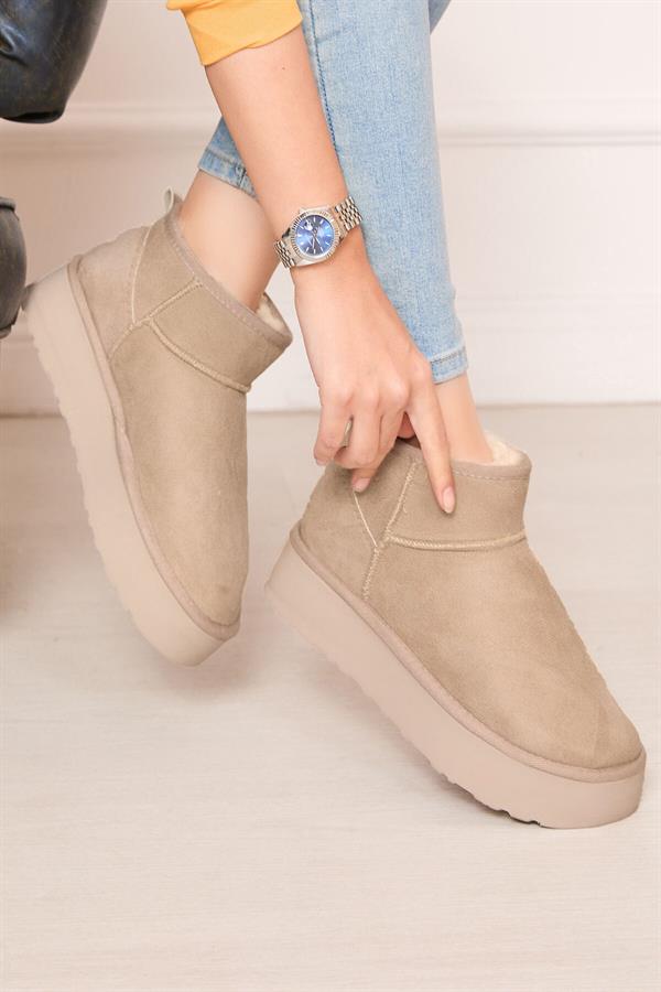 Platform Insole Fur Boots Beige
