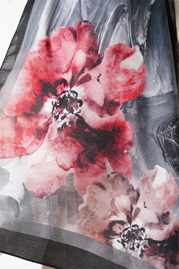 Retro Daisy Scarf Black