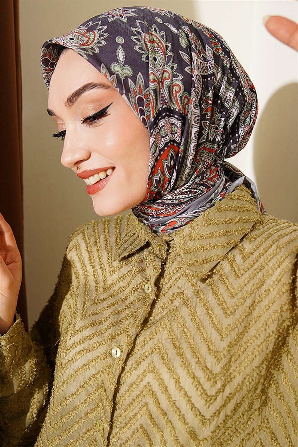 Retro Pattern Elegance Scarf Grey