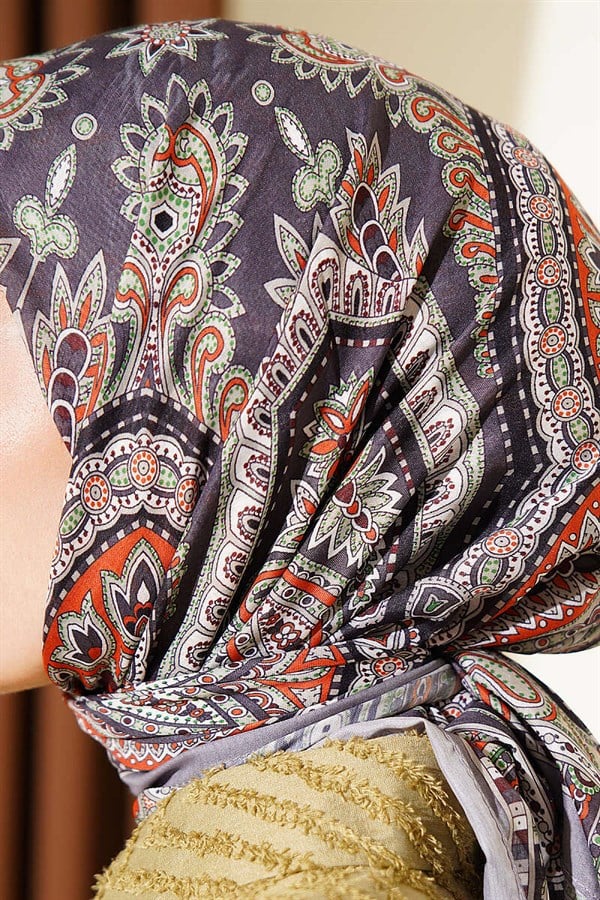 Retro Pattern Elegance Scarf Grey