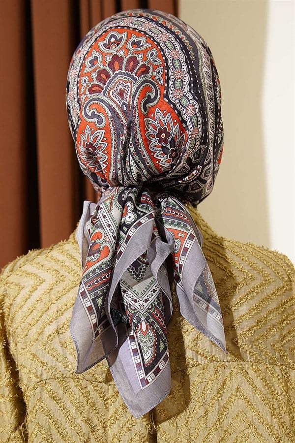 Retro Pattern Elegance Scarf Grey