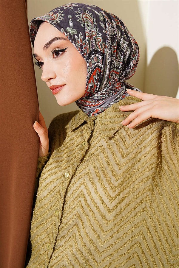Retro Pattern Elegance Scarf Grey