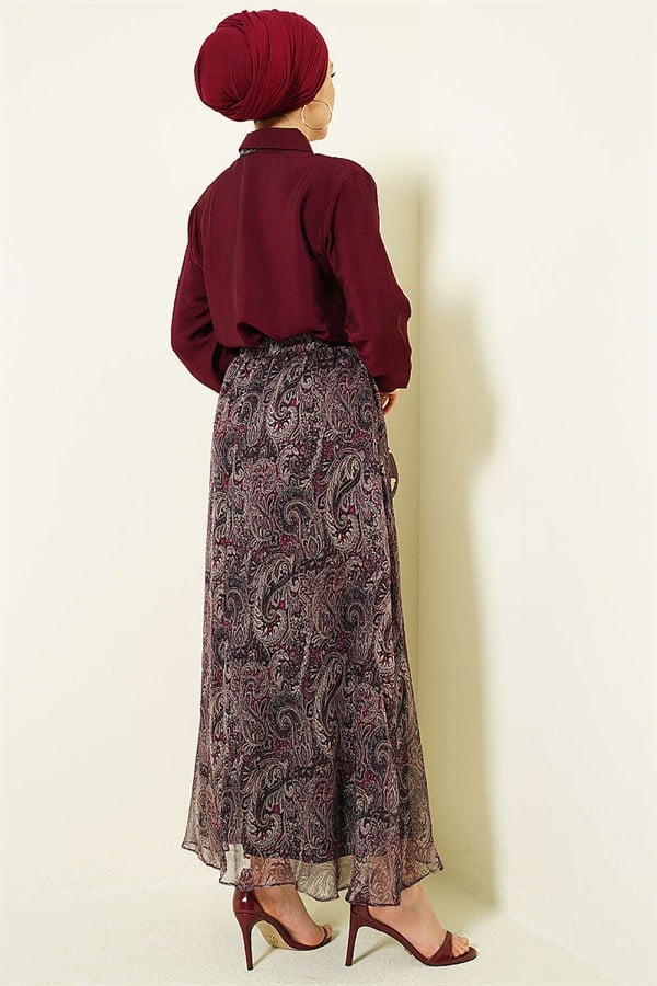 Retro Patterned Skirt and Scarf 2 Piece Set in Burgundy