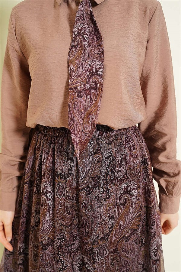 Retro Patterned Skirt and Scarf 2 Piece Set in Mink Color