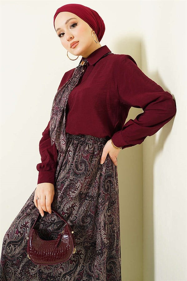 Retro Patterned Skirt and Scarf 2 Piece Set in Burgundy