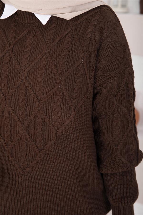 Cable Knit Pattern Sweater, Brown