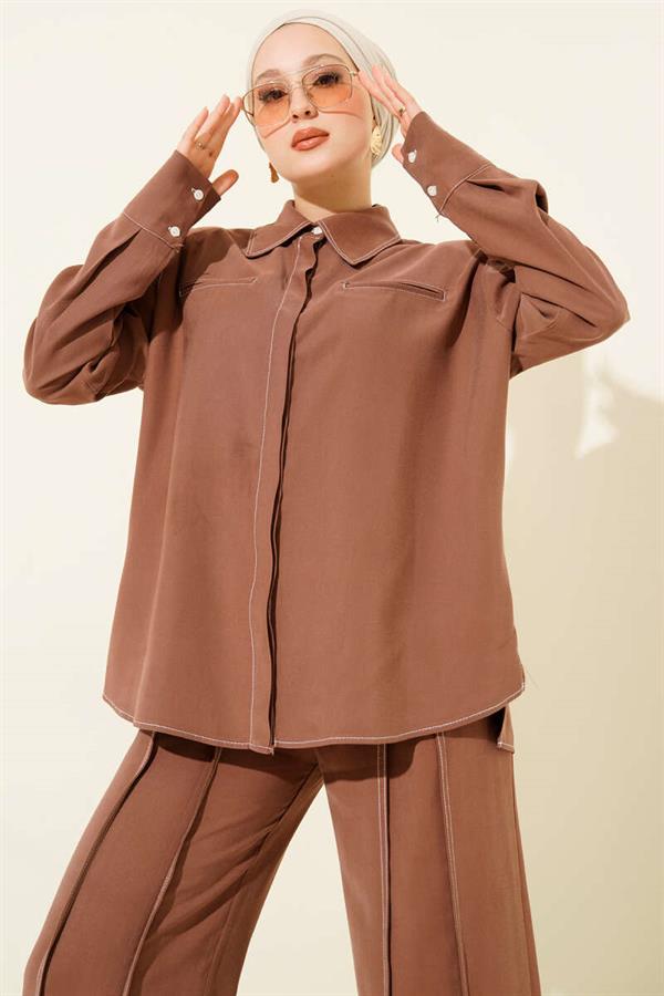 2 Piece Set with Fake Pocket and Hidden Placket