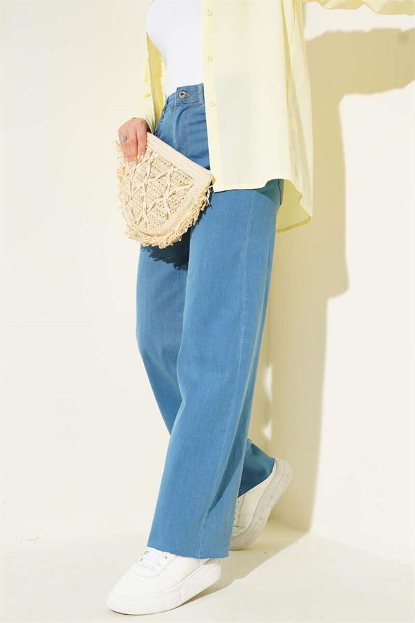 Casual Cut Leg Trousers Light Blue