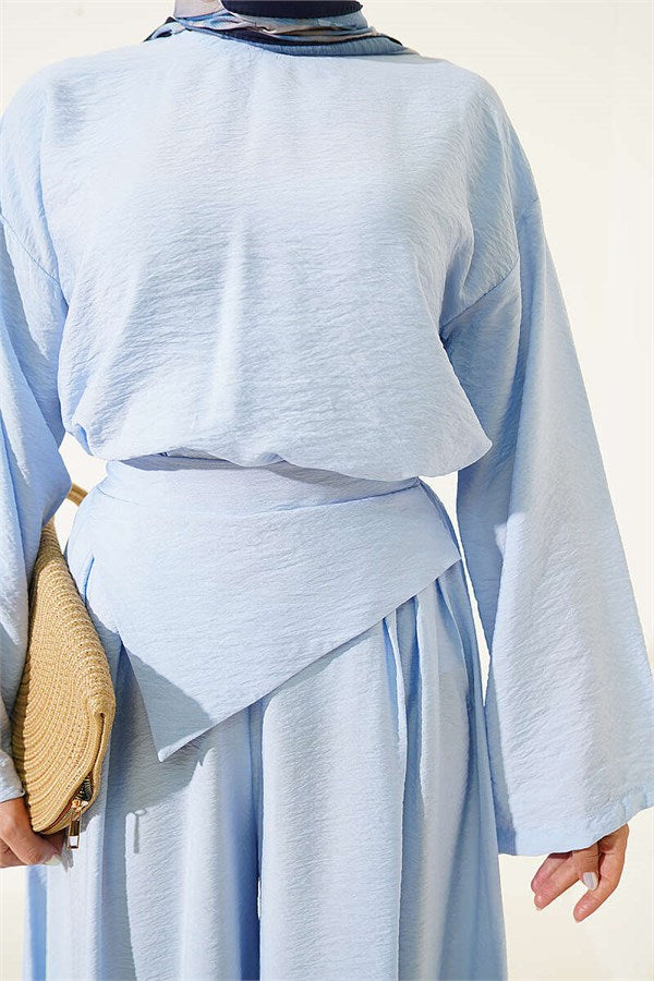 Loose-fitting trousers 2 Piece Set, baby blue.