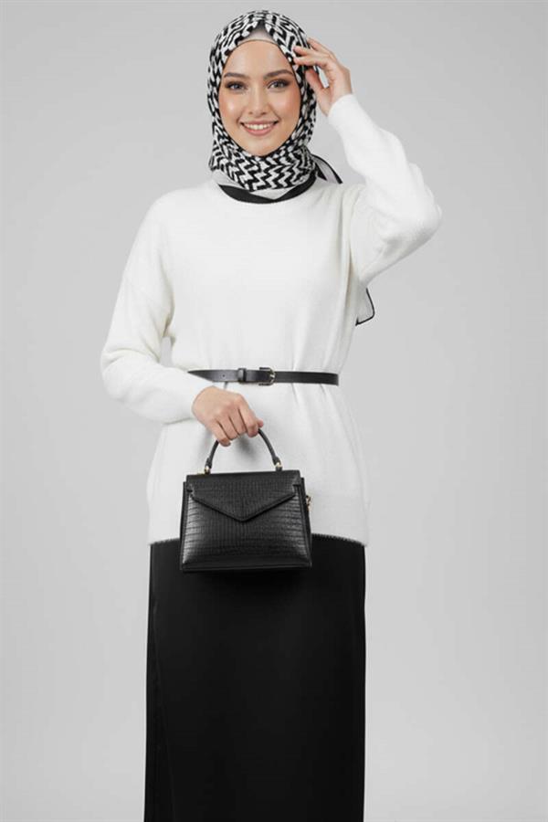 Loose Soft Knitwear Sweater Ecru