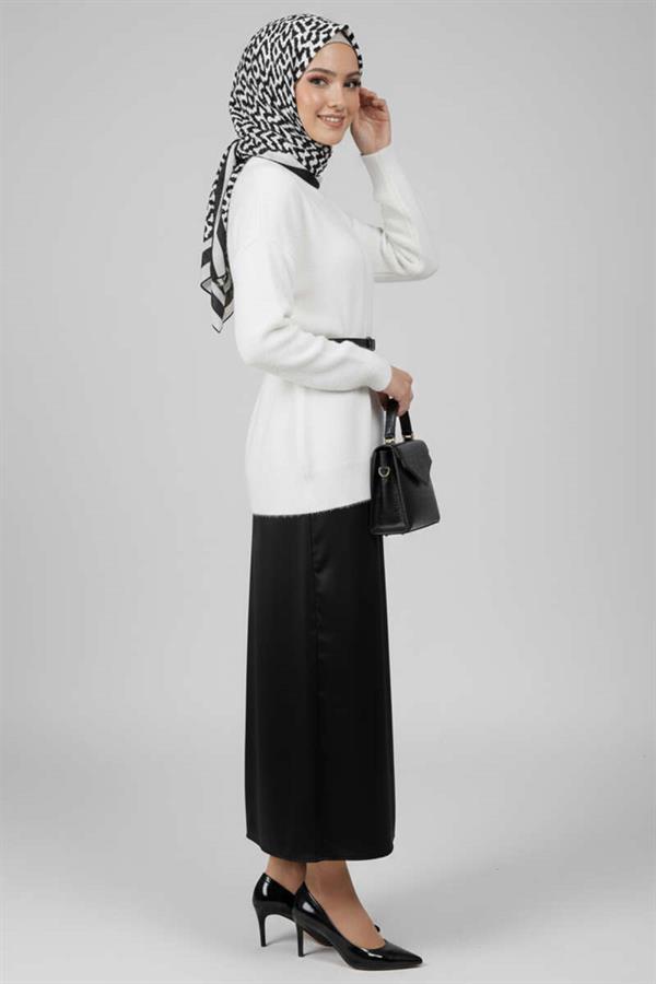 Loose Soft Knitwear Sweater Ecru