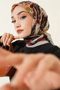 Spiral Pattern Elegance Scarf with Stones