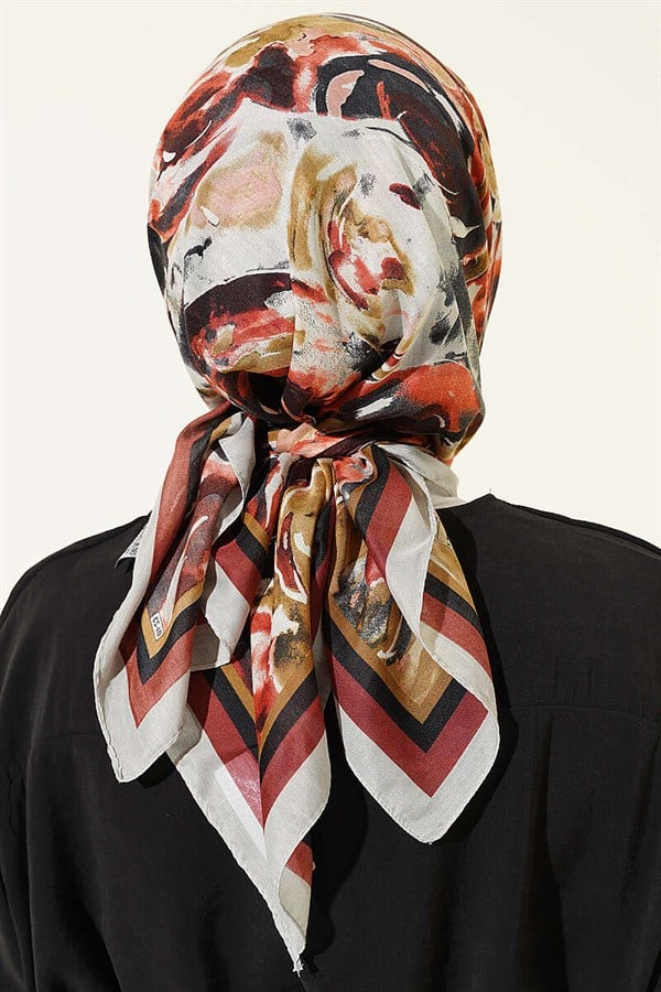 Spiral Pattern Elegance Scarf with Stones