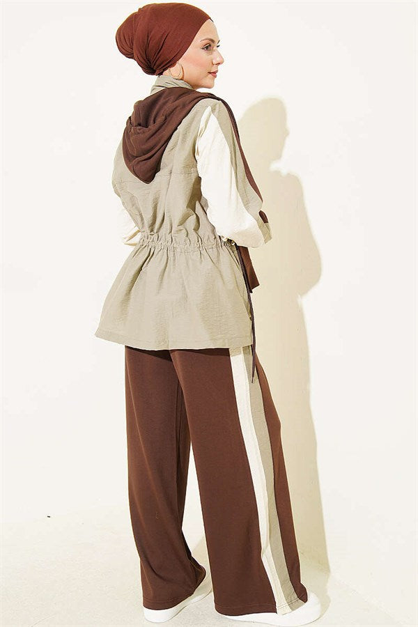 Striped Detail Sport 2 Piece Set in Coffee