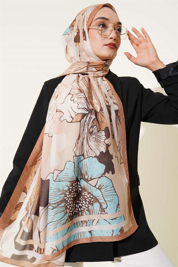 Shelia Pattern Lina Shawl Latte
