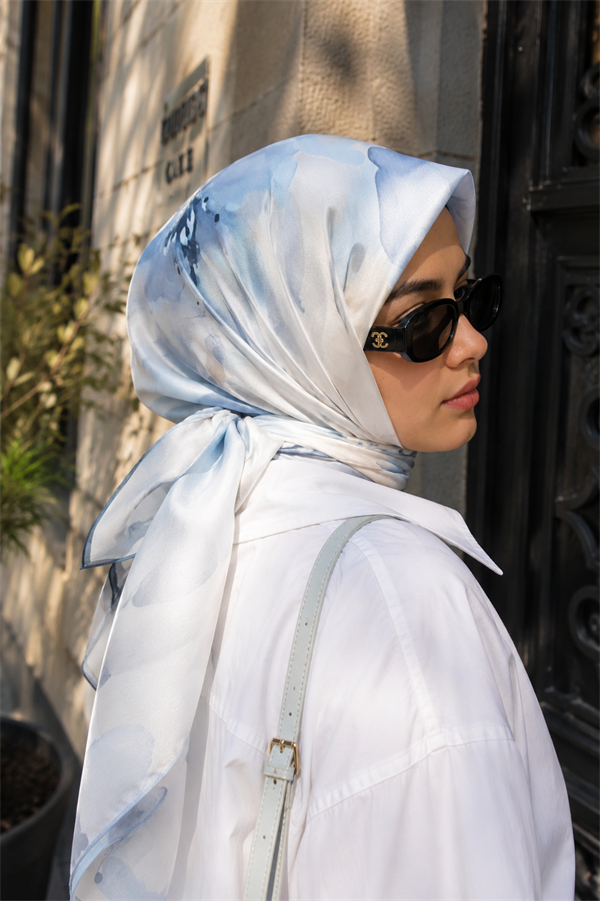 Soft Floral Pattern Scarf Series Grey
