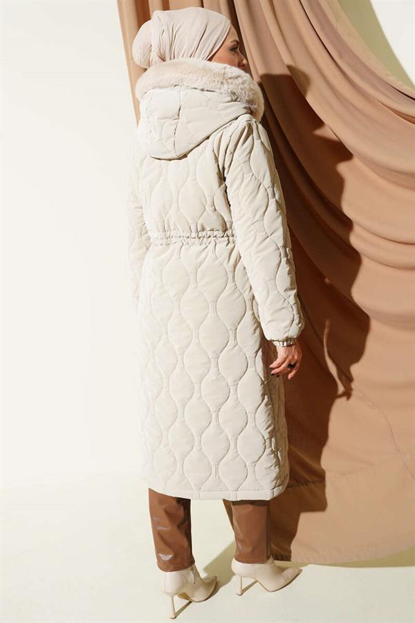 Waterway Quilted Zippered Coat Beige