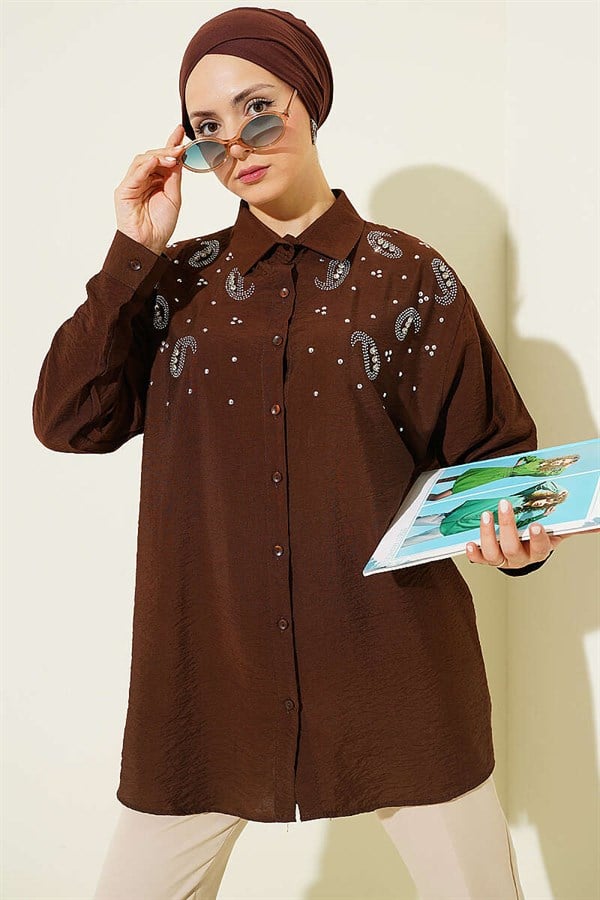 Stone Detail Button-Down Cuff Shirt, Brown
