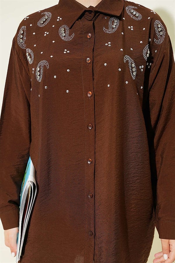 Stone Detail Button-Down Cuff Shirt, Brown