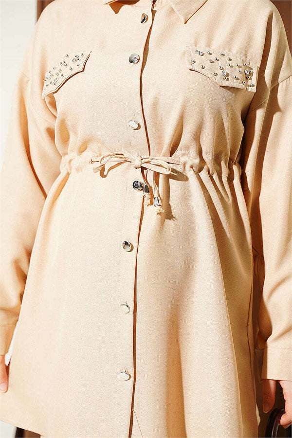 2 Piece Set with faux pocket flap and stone details, beige.