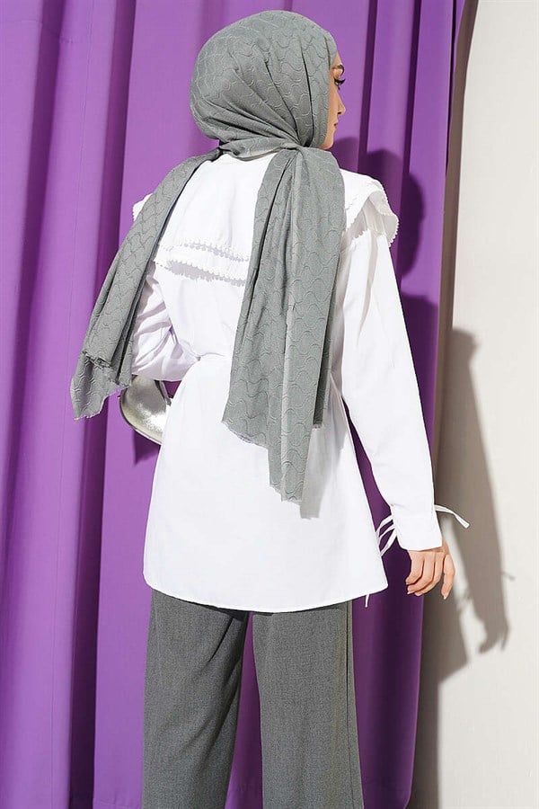 Stone Buttoned Double Sailor Collar Shirt White