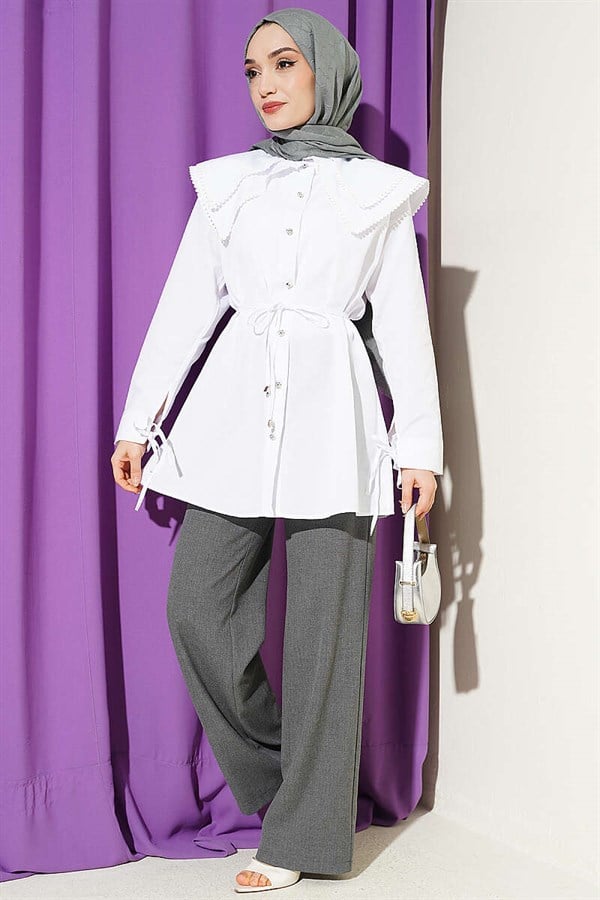 Stone Buttoned Double Sailor Collar Shirt White