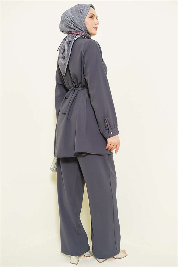 Stone Embellished Belt Buckle 2 Piece Set in Smoke Gray