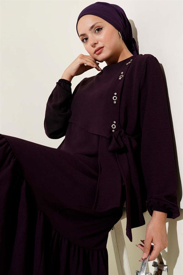 Jeweled Eyelet Detailed Tie Dress in Plum