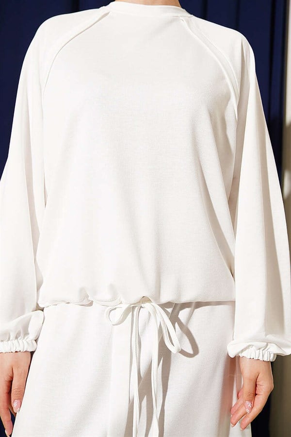 Tunnel-style Lace-up Loisha Skirt 2 Piece Set, White