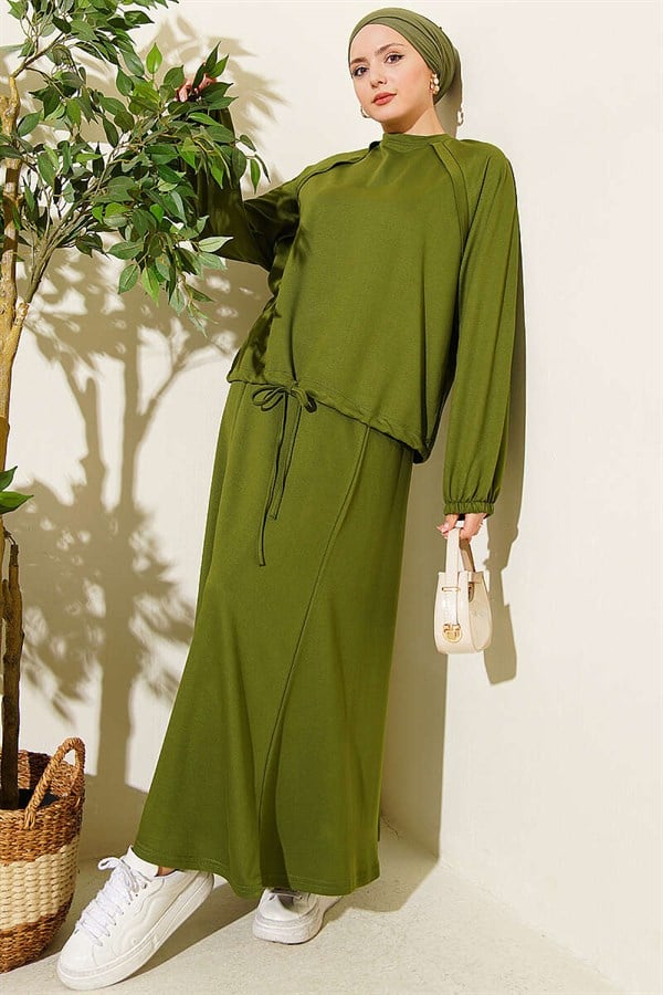 Tunnel-style Lace-up Loisha Skirt 2 Piece Set, Green