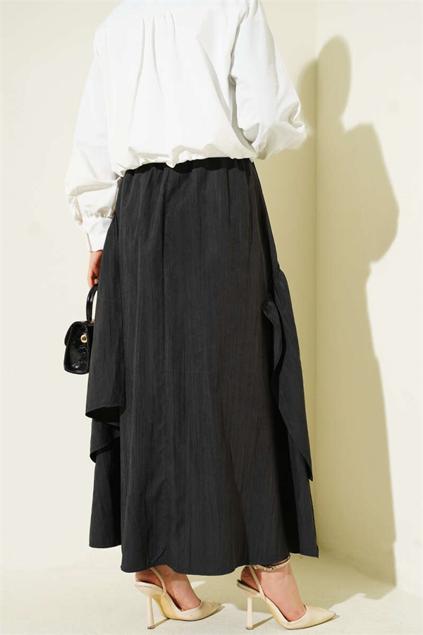 Three-Ruffle Skirt Black